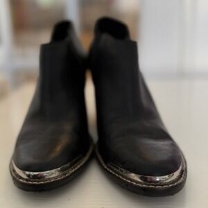 DV by Dolce Vita Black Leather Ankle Booties Size 6.5